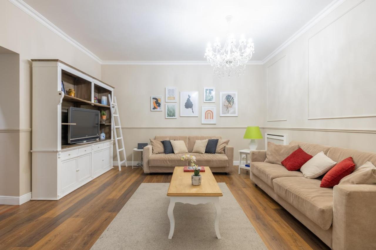Charming Apartment With Patio A Few Steps From Colosseum Esterno foto