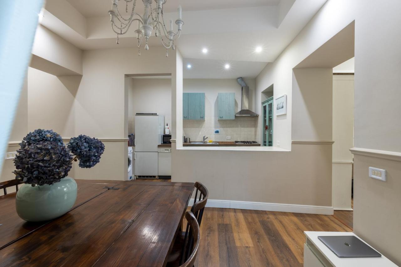Charming Apartment With Patio A Few Steps From Colosseum Esterno foto