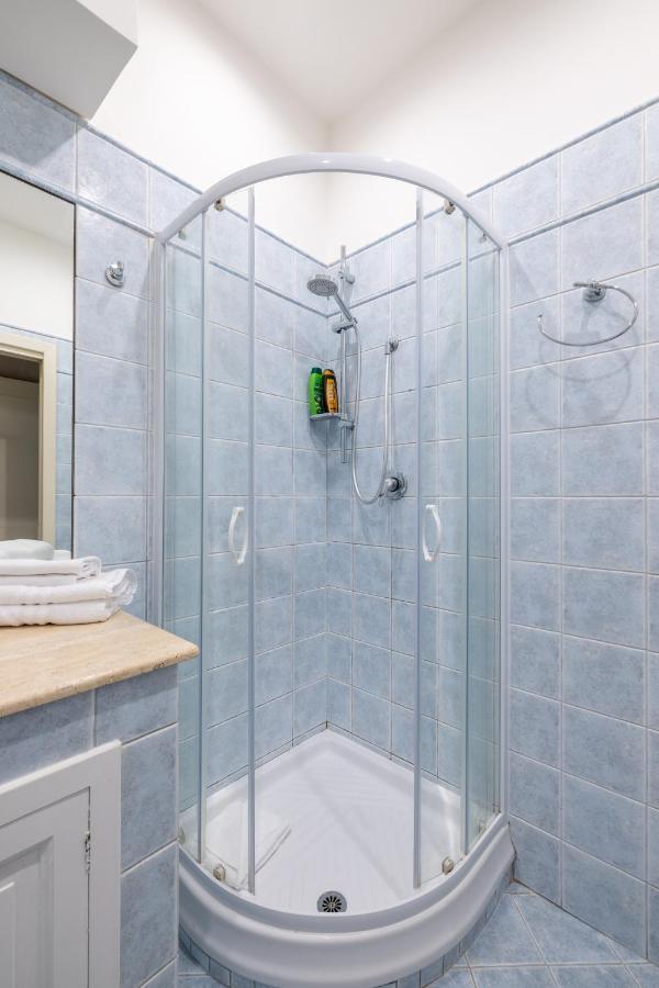 Charming Apartment With Patio A Few Steps From Colosseum Esterno foto