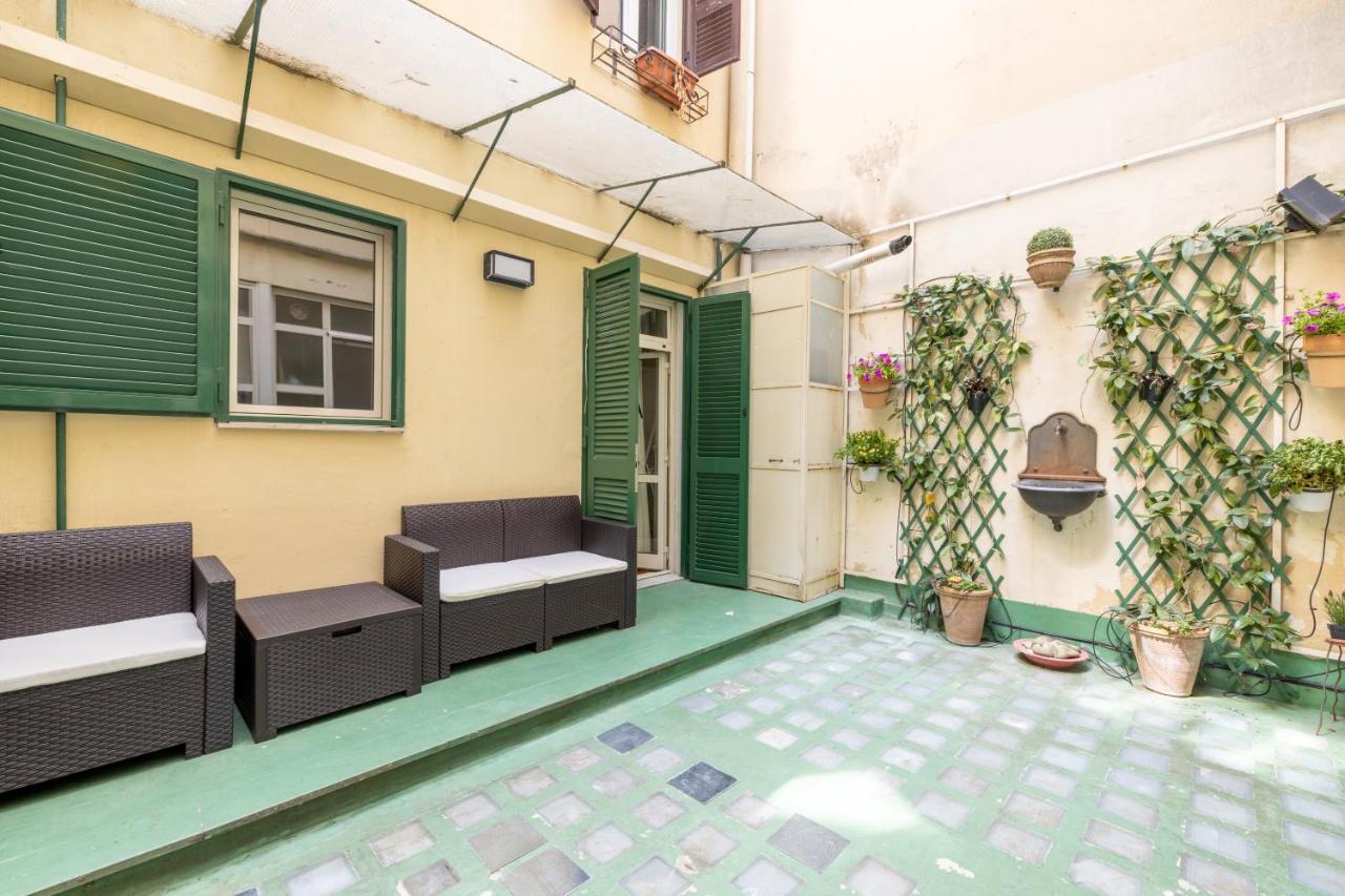 Charming Apartment With Patio A Few Steps From Colosseum Esterno foto